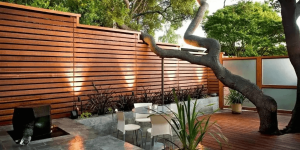 Read more about the article Tips for Building Your Own Wooden Garden Fence
